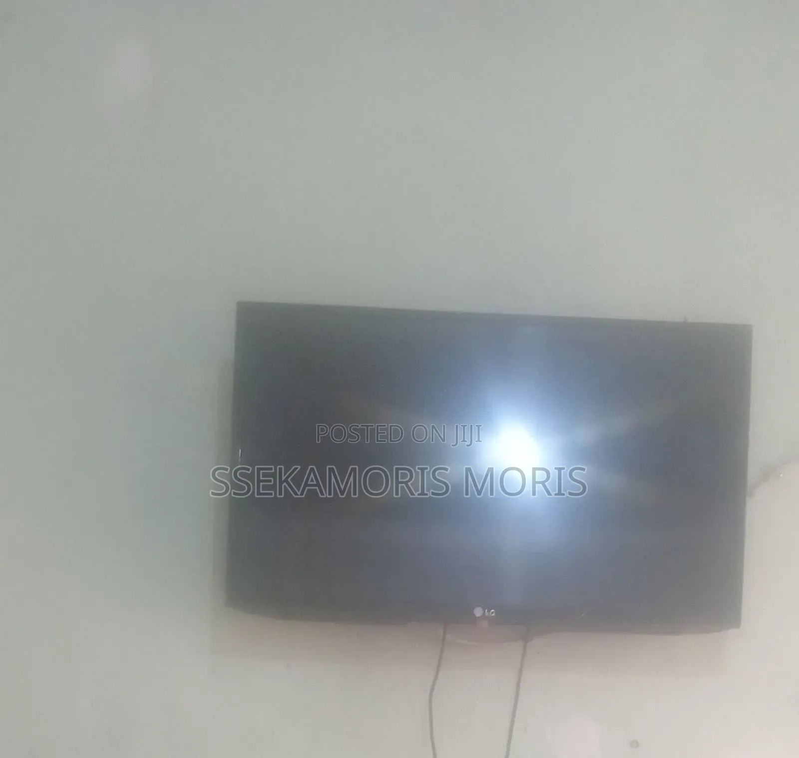 Tv on Sell 32 Inches Free to Air