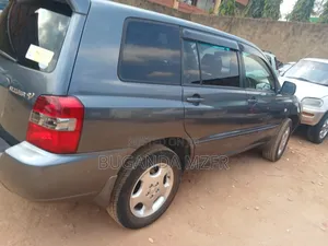 Toyota Kluger 2003 Gray