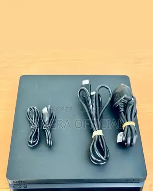 Ps4 Chipped Standard Console With Full Game Collection.