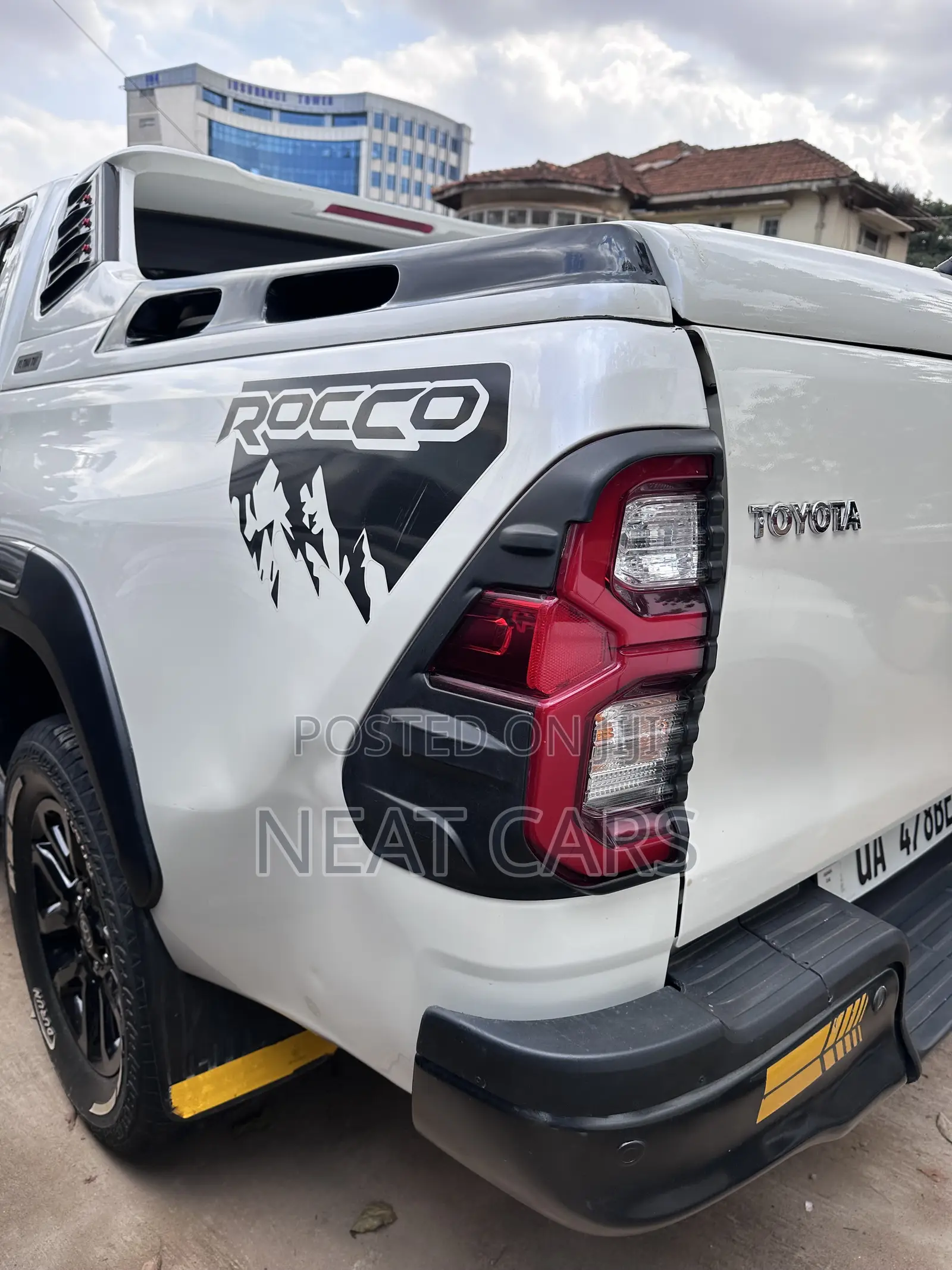 Toyota Hilux 2016 Pearl