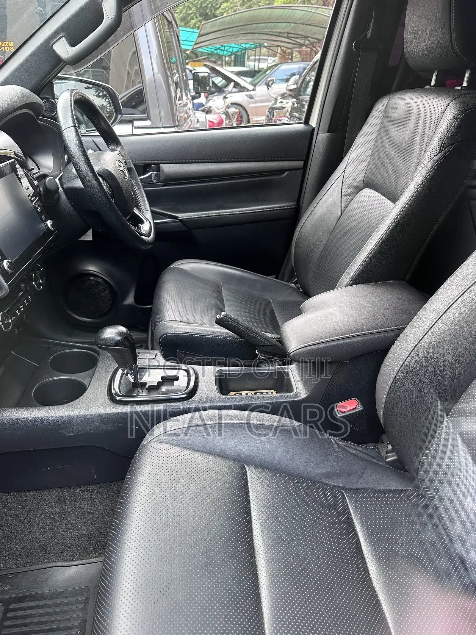 Toyota Hilux 2016 Pearl