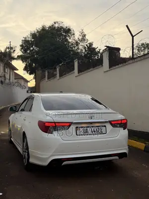 Toyota Mark X 2.5 AWD 2012 White