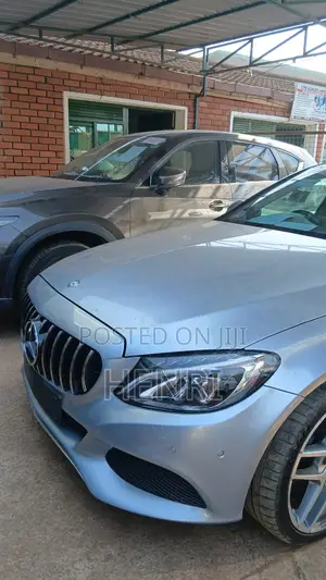 Mercedes-Benz C180 2015 Gray