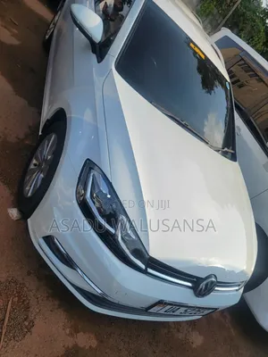 Volkswagen Golf 2017 White