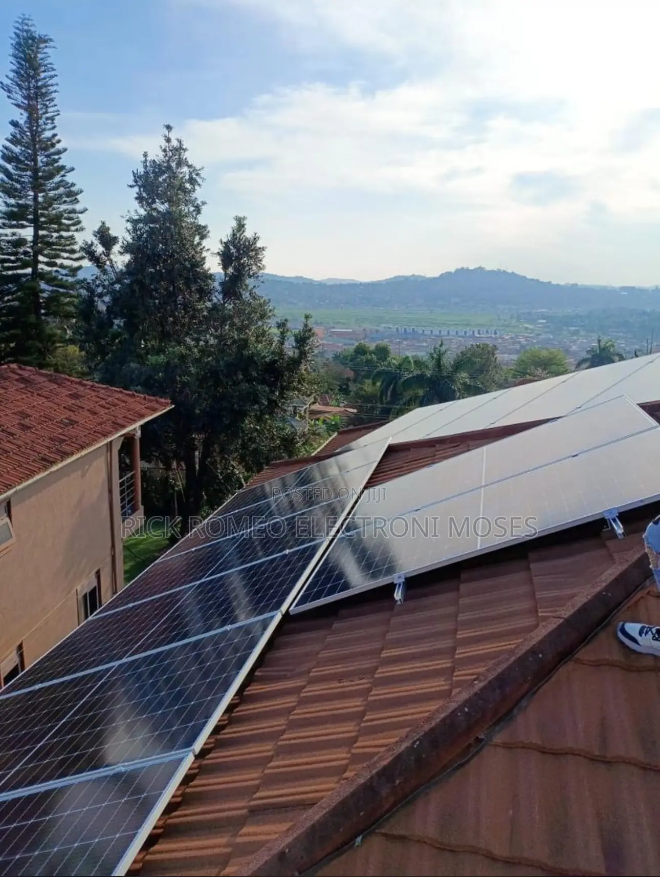 580w Mono Crystalline Solar Panels + Installation Kampala