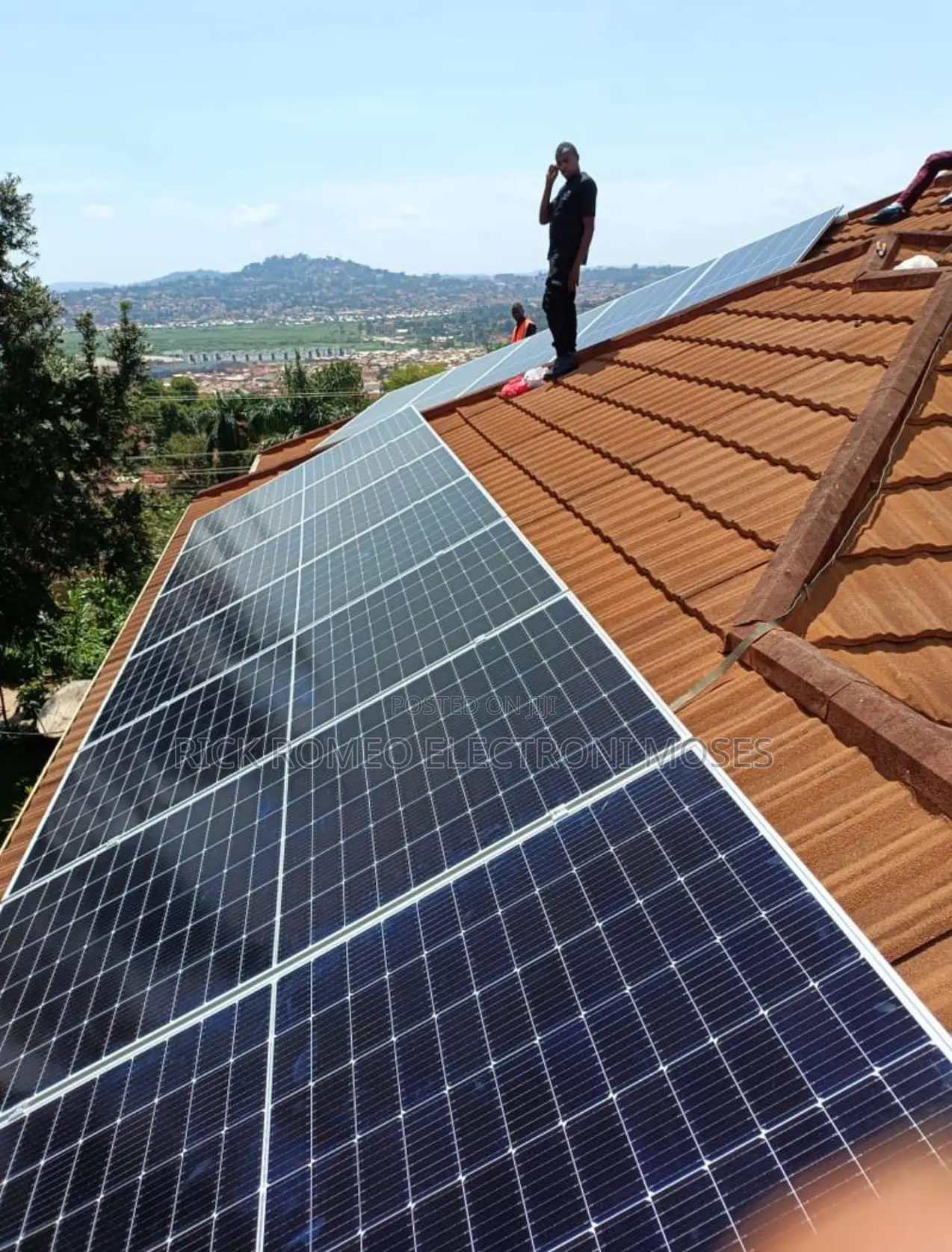 580w Mono Crystalline Solar Panels + Installation Kampala