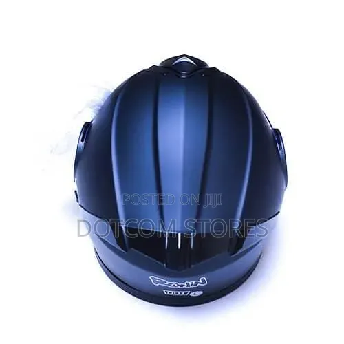 Full Face Motorcycle Helmet With Matte Finish - Black.