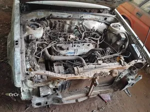 Toyota Corolla 1998 White