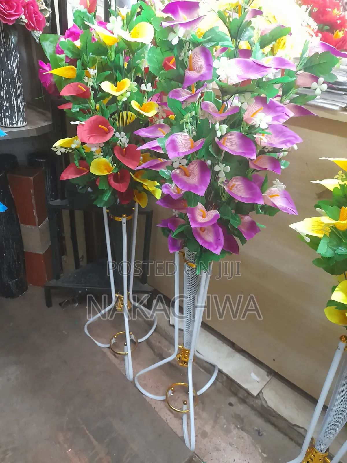 Its Artificial Plastic Flowers