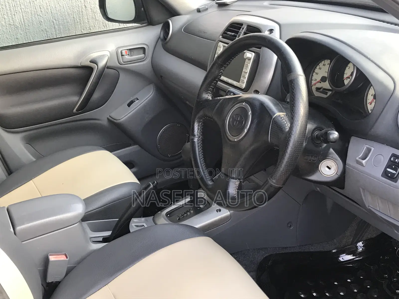 Toyota RAV4 Automatic 2003 Silver