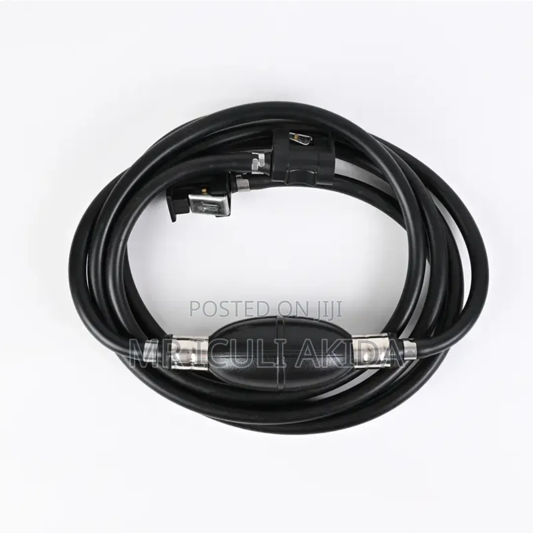 Marine Outboard Fuel Line Assembly With an Integrated Hand Primer Bulb