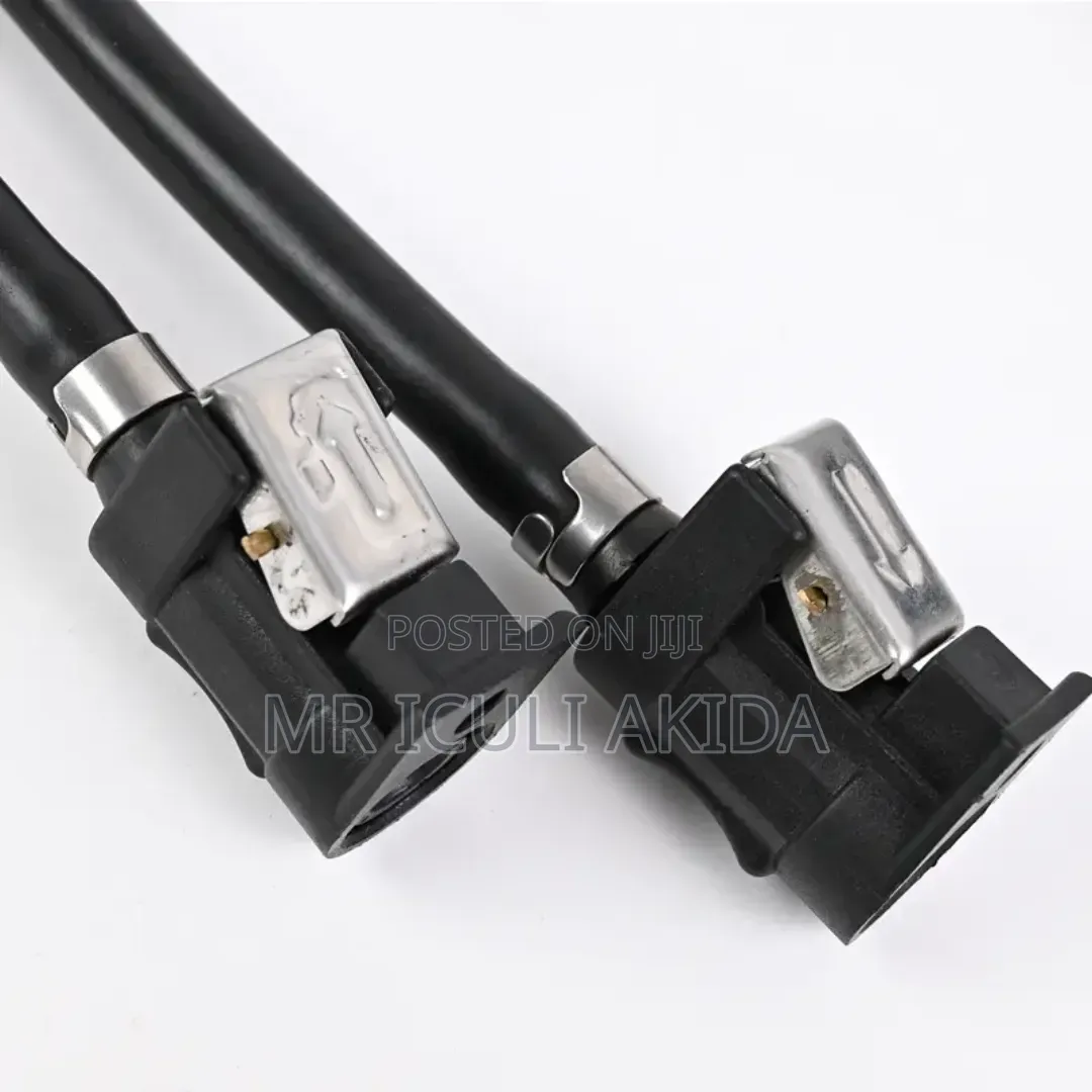 Marine Outboard Fuel Line Assembly With an Integrated Hand Primer Bulb