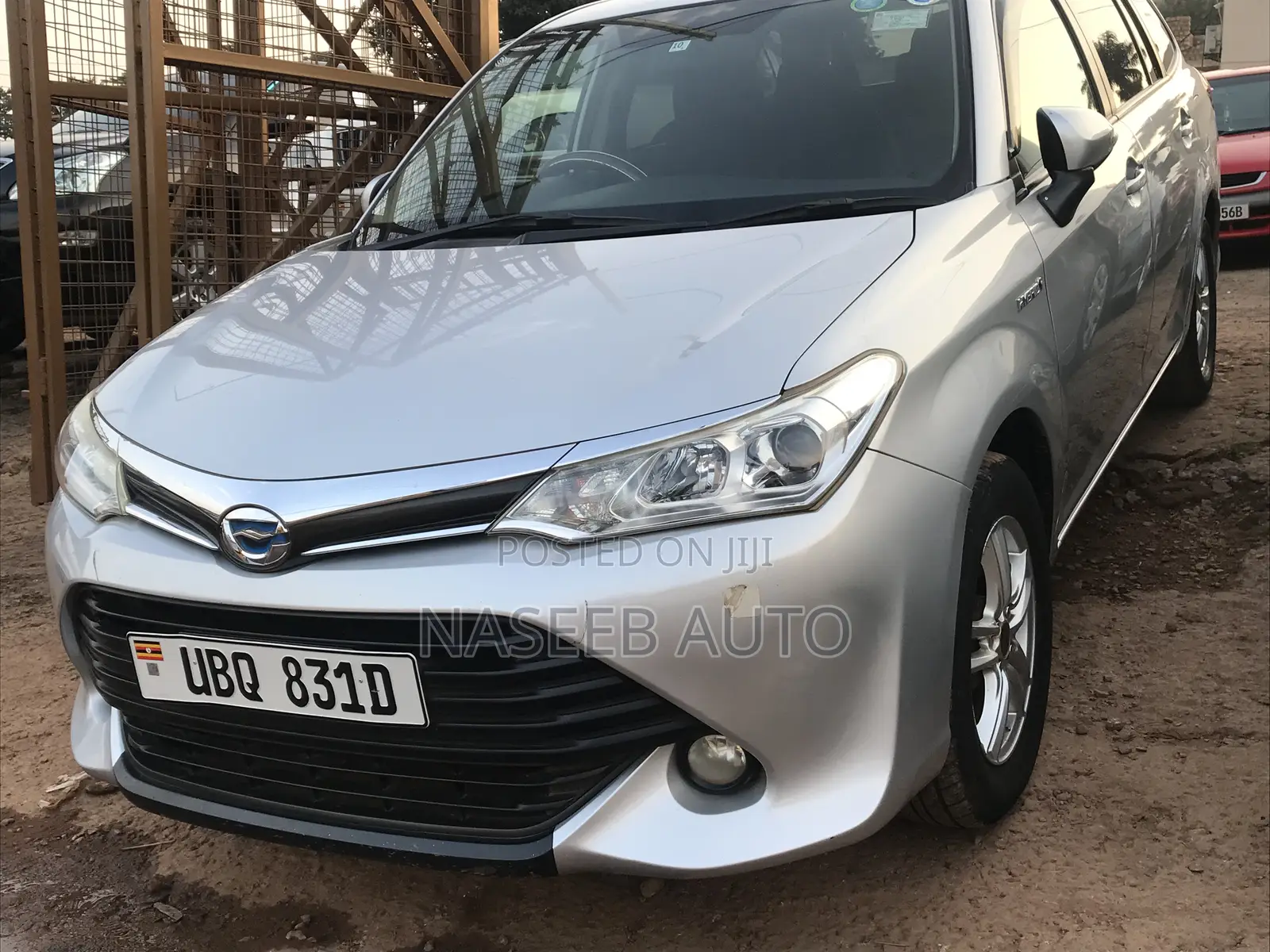 Toyota Corolla Fielder 2013 Silver