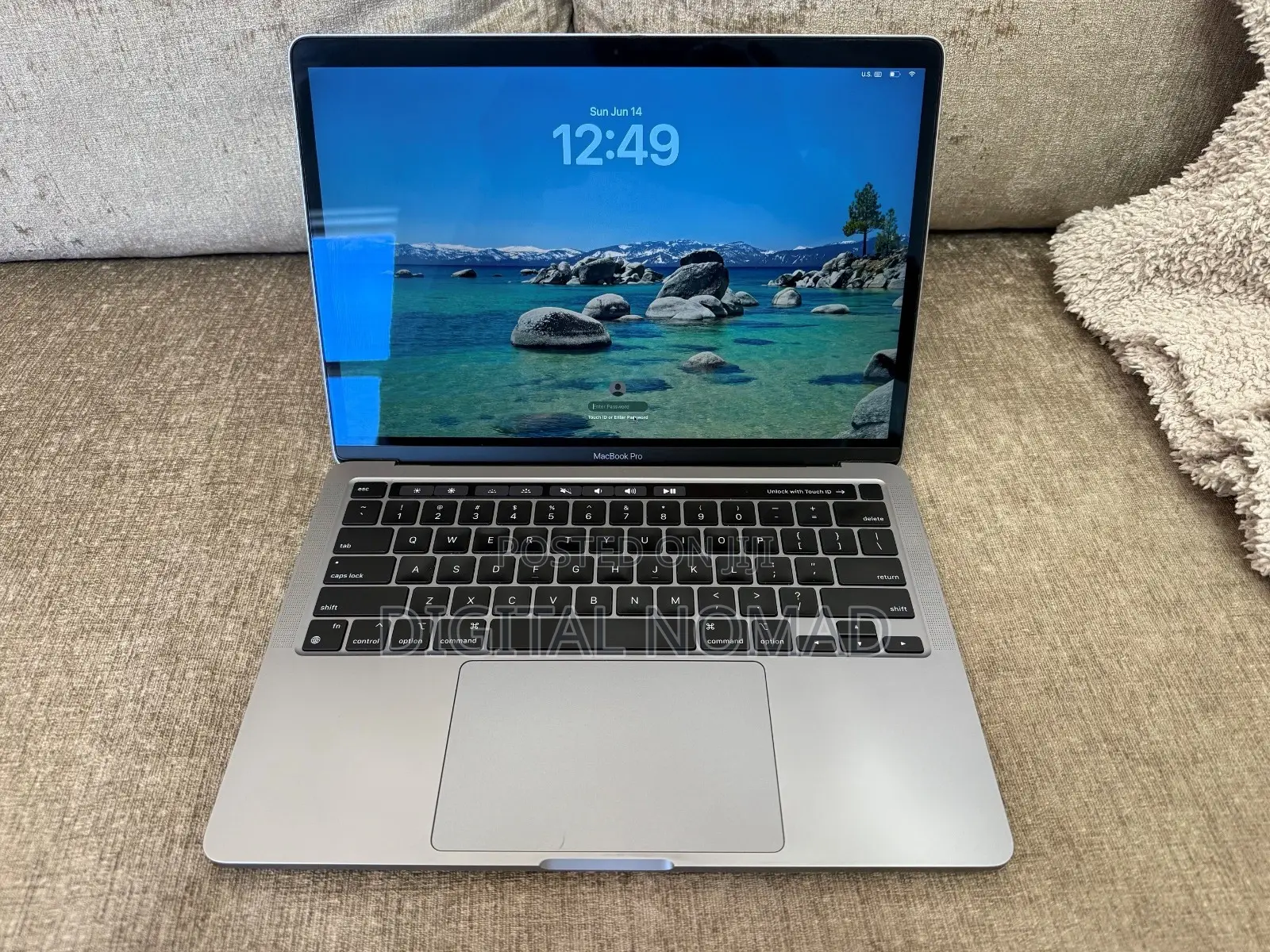 Laptop Apple MacBook Pro 2020 M1 8GB Apple M1 Pro SSD 512GB