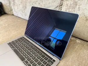 Laptop Apple MacBook Pro 2020 M1 8GB Apple M1 Pro SSD 512GB