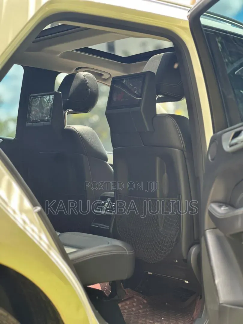 Mercedes-Benz M Class 2015 White