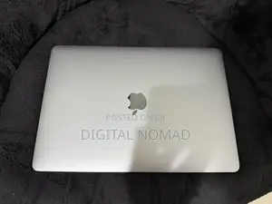 Laptop Apple MacBook Pro 2017 16GB Intel Core i5 SSD 512GB