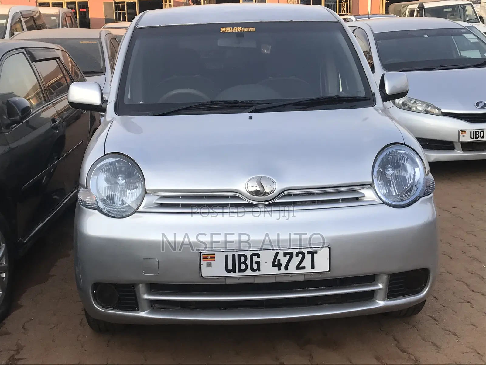 Toyota Sienta 2008 Silver