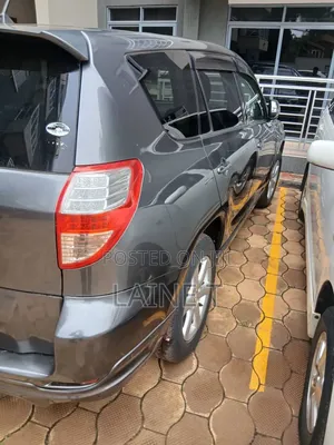 Toyota Vanguard 2008 Gray