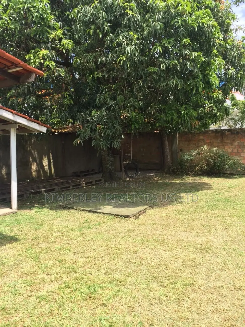 2bdrm House in Division A for sale