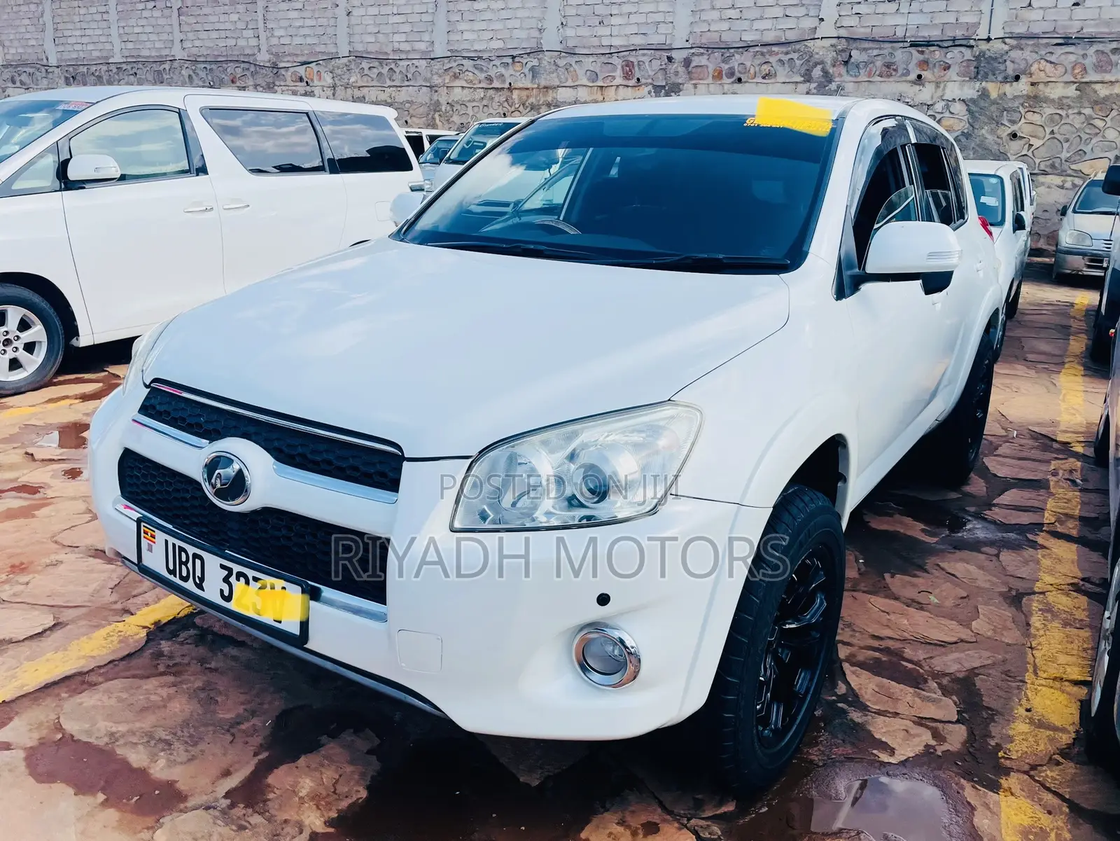 Toyota RAV4 2.5 2010 White