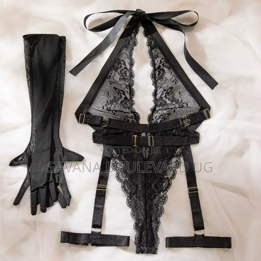 Savana Deep V Backless Teddy With Gloves