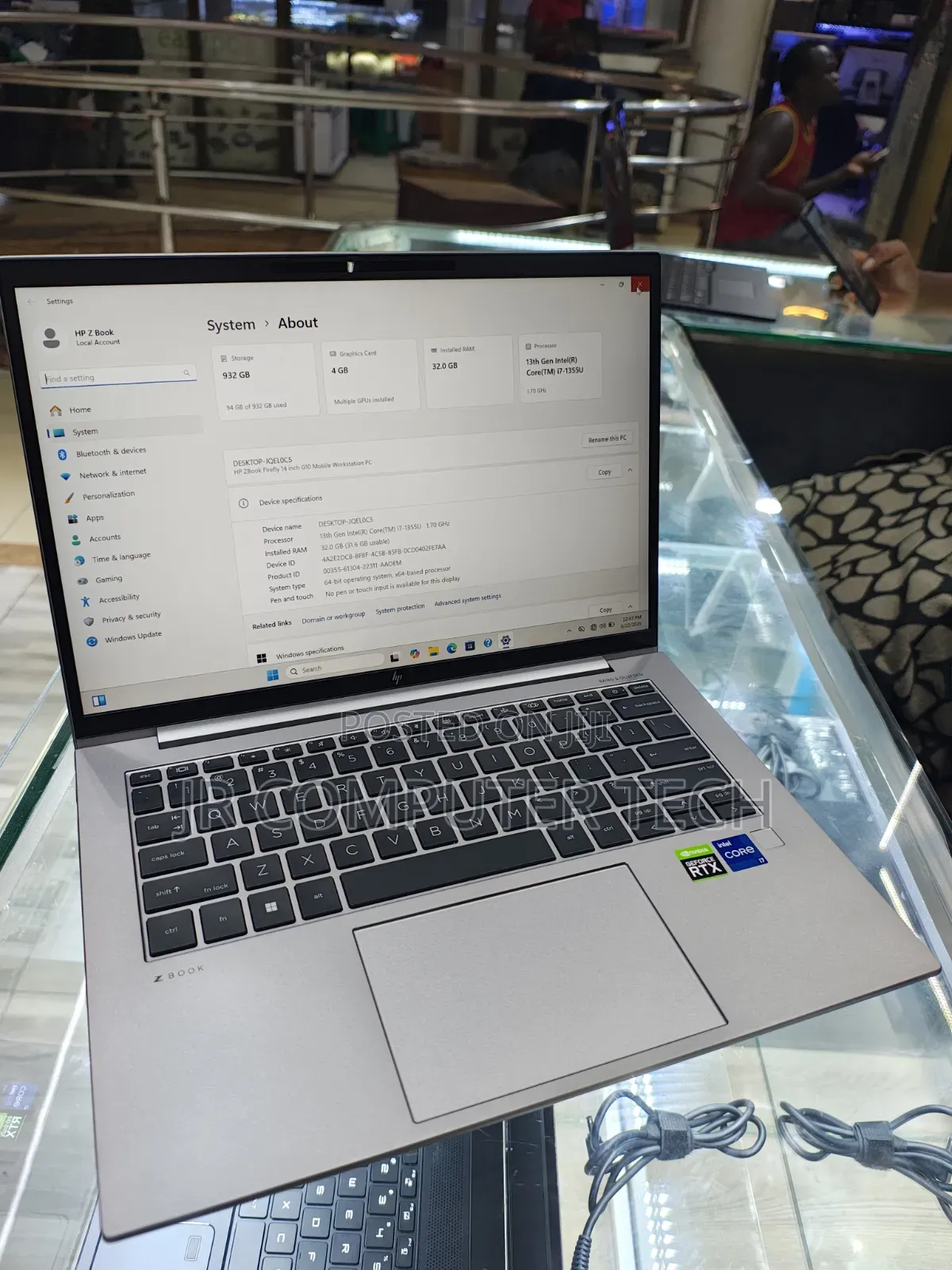 Laptop HP ZBook Firefly 14 G10 32GB Intel Core i7 SSD 1T