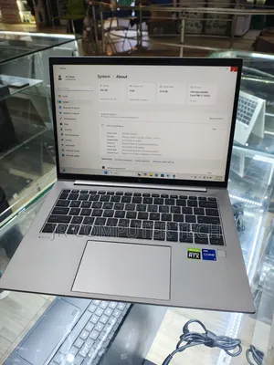 Laptop HP ZBook Firefly 14 G10 32GB Intel Core i7 SSD 1T