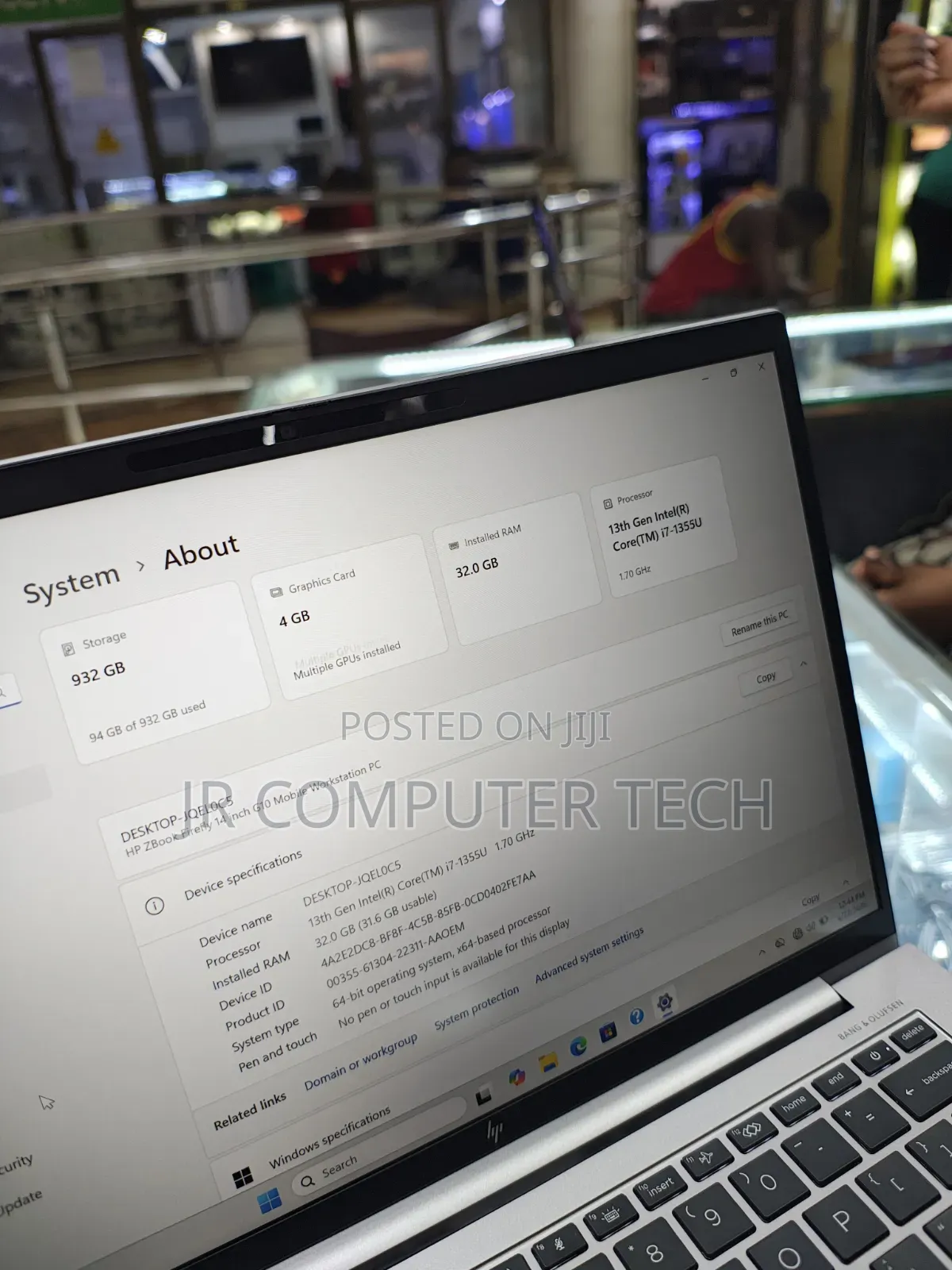 Laptop HP ZBook Firefly 14 G10 32GB Intel Core i7 SSD 1T