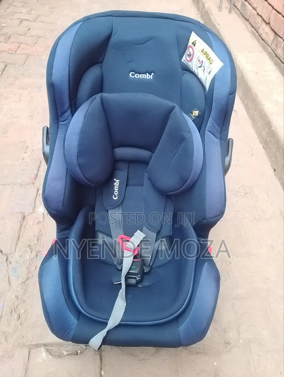 Combi Blue Baby Car Seat