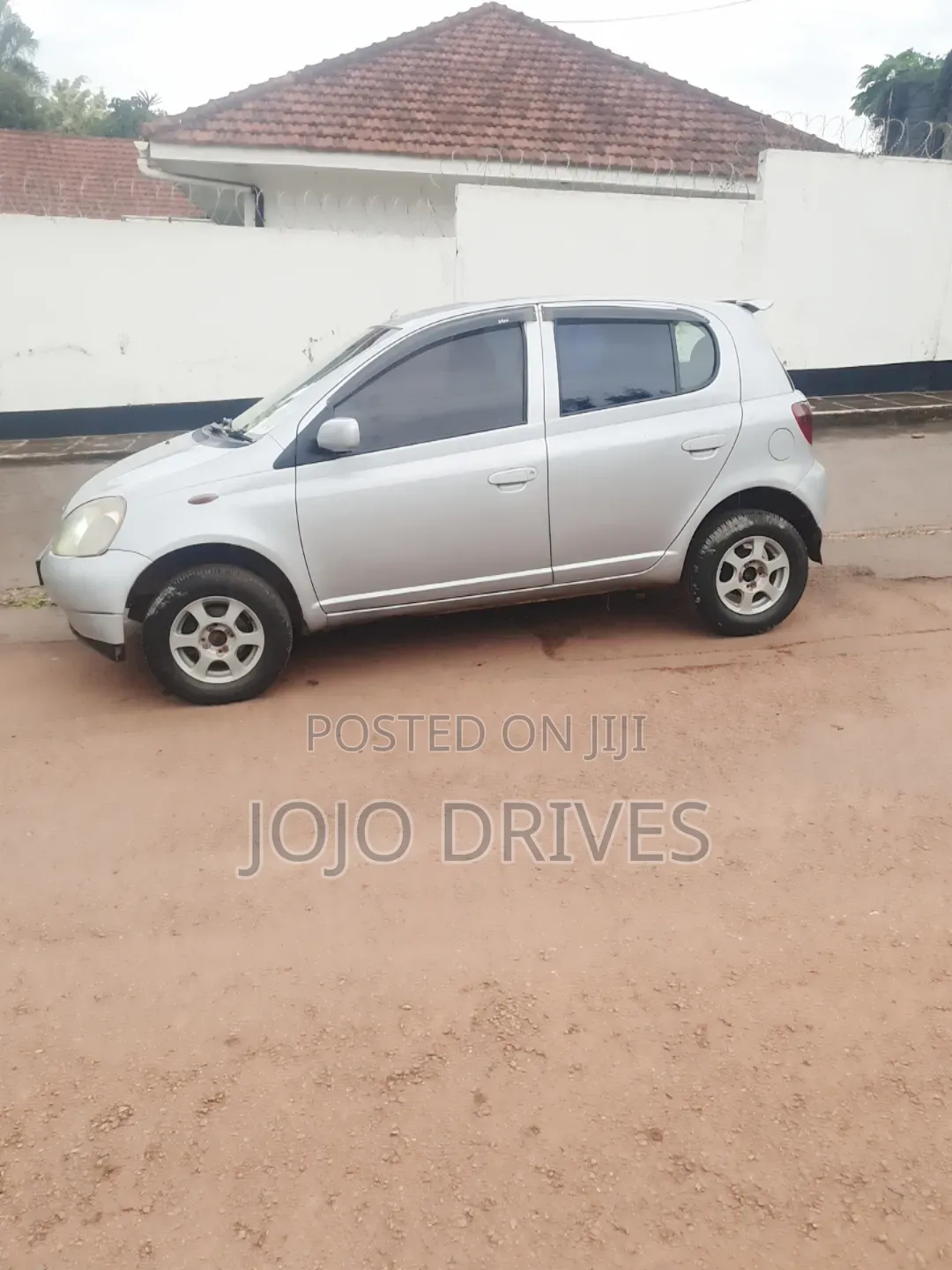 Toyota Vitz 1.0 FWD 5dr 2000 Silver