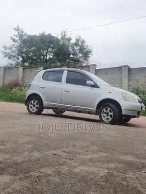 Toyota Vitz 1.0 FWD 5dr 2000 Silver