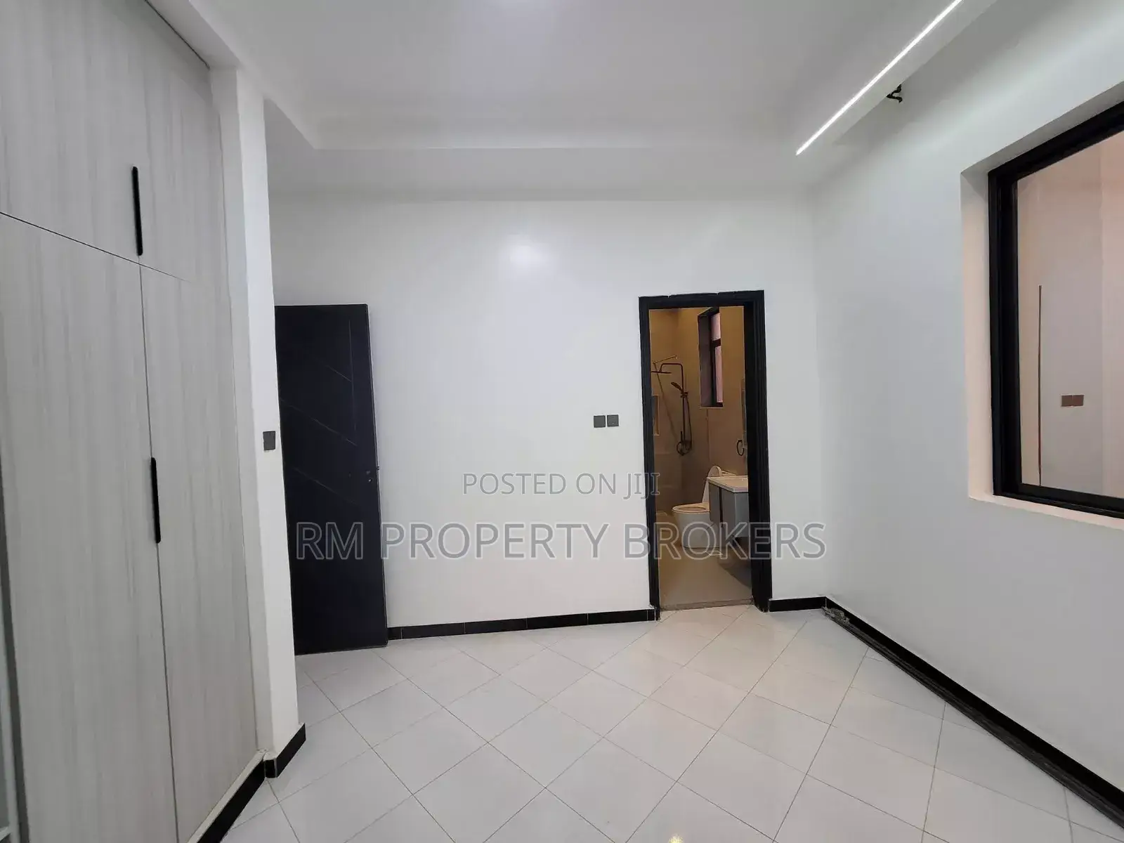 1bdrm Apartment in Muyenga, Central Division for rent