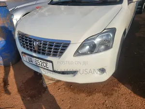 Toyota Premio 2010 White