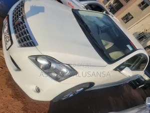 Toyota Premio 2010 White