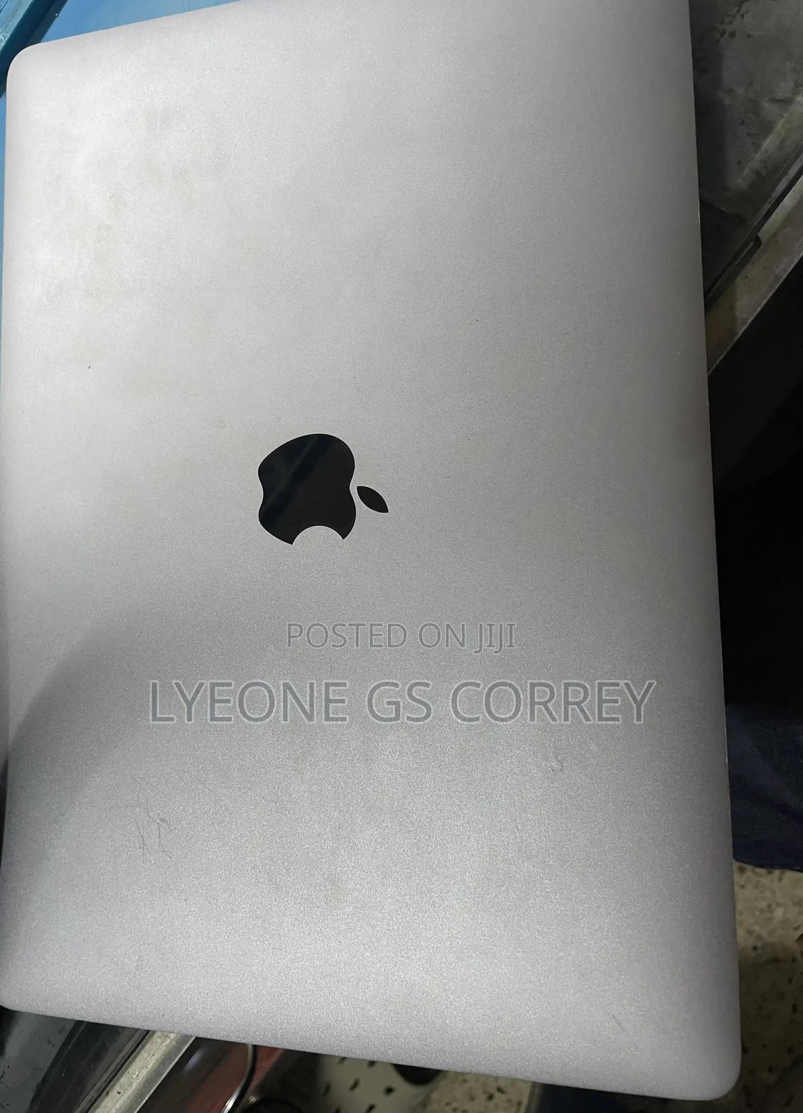 Laptop Apple MacBook Pro 2017 16GB Intel Core i5 SSD 512GB