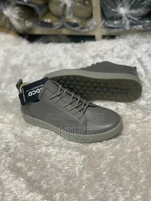 Ecco Men's Soft Sneakers. Smart and Casual. Black, Grey, White