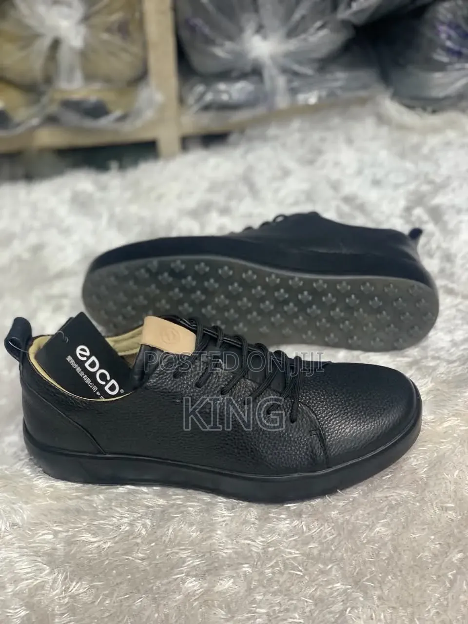 Ecco Men's Soft Sneakers. Smart and Casual. Black, Grey, White