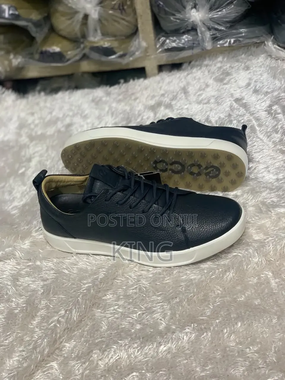 Ecco Men's Soft Sneakers. Smart and Casual. Black, Grey, White