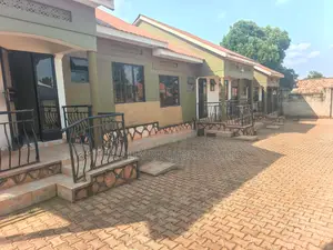 6bdrm Duplex in Mukono TC for sale