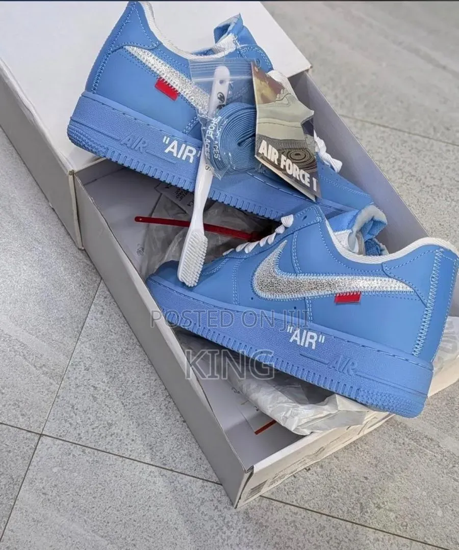 Nike Air Force 1 Low Off-White Mca Sneakers
