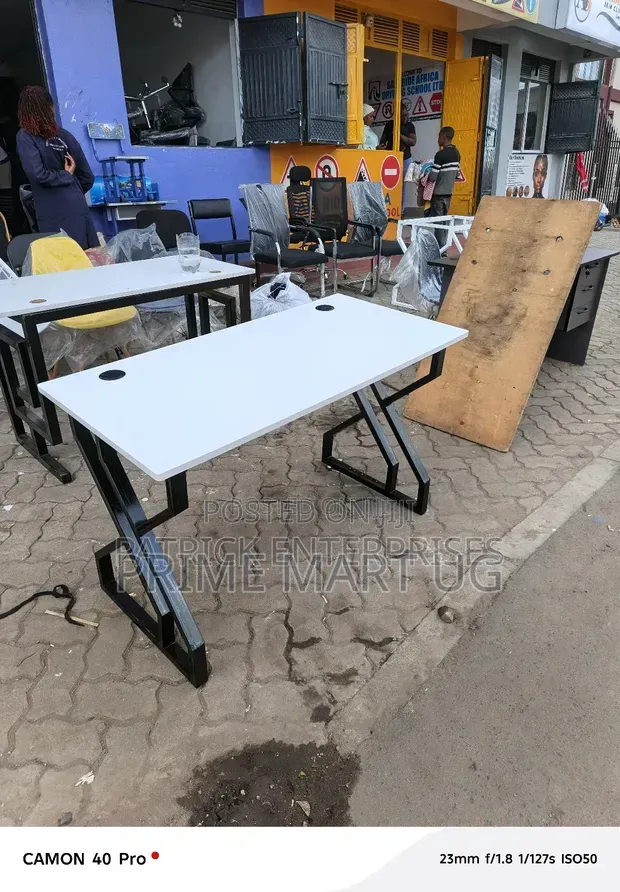 Modern Office Table/Office Table/Reading Desk/Offices Tables020