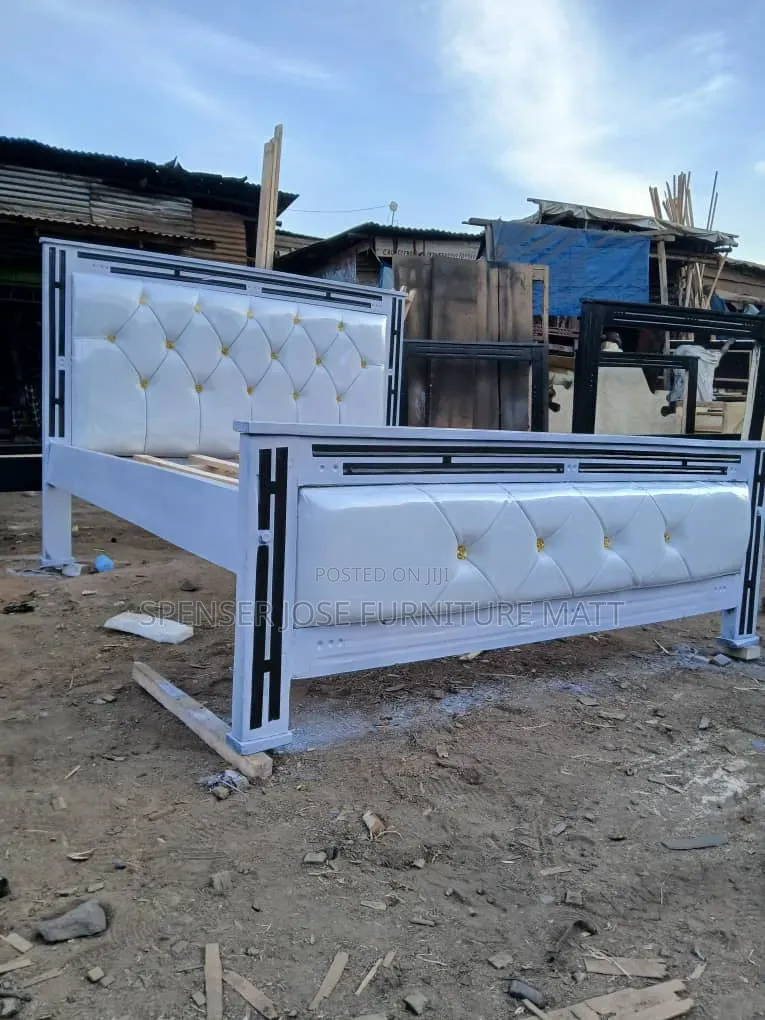 White Bed 5by6 Super