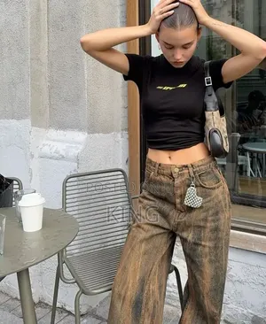 Chic Style, Easy Wear Womens Jeans