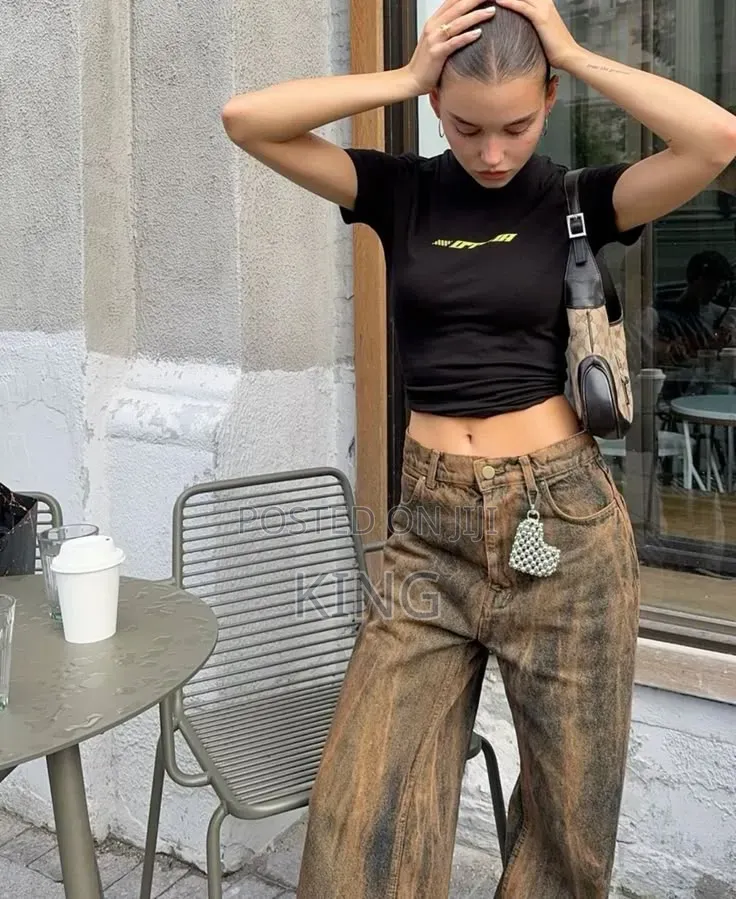 Chic Style, Easy Wear Womens Jeans