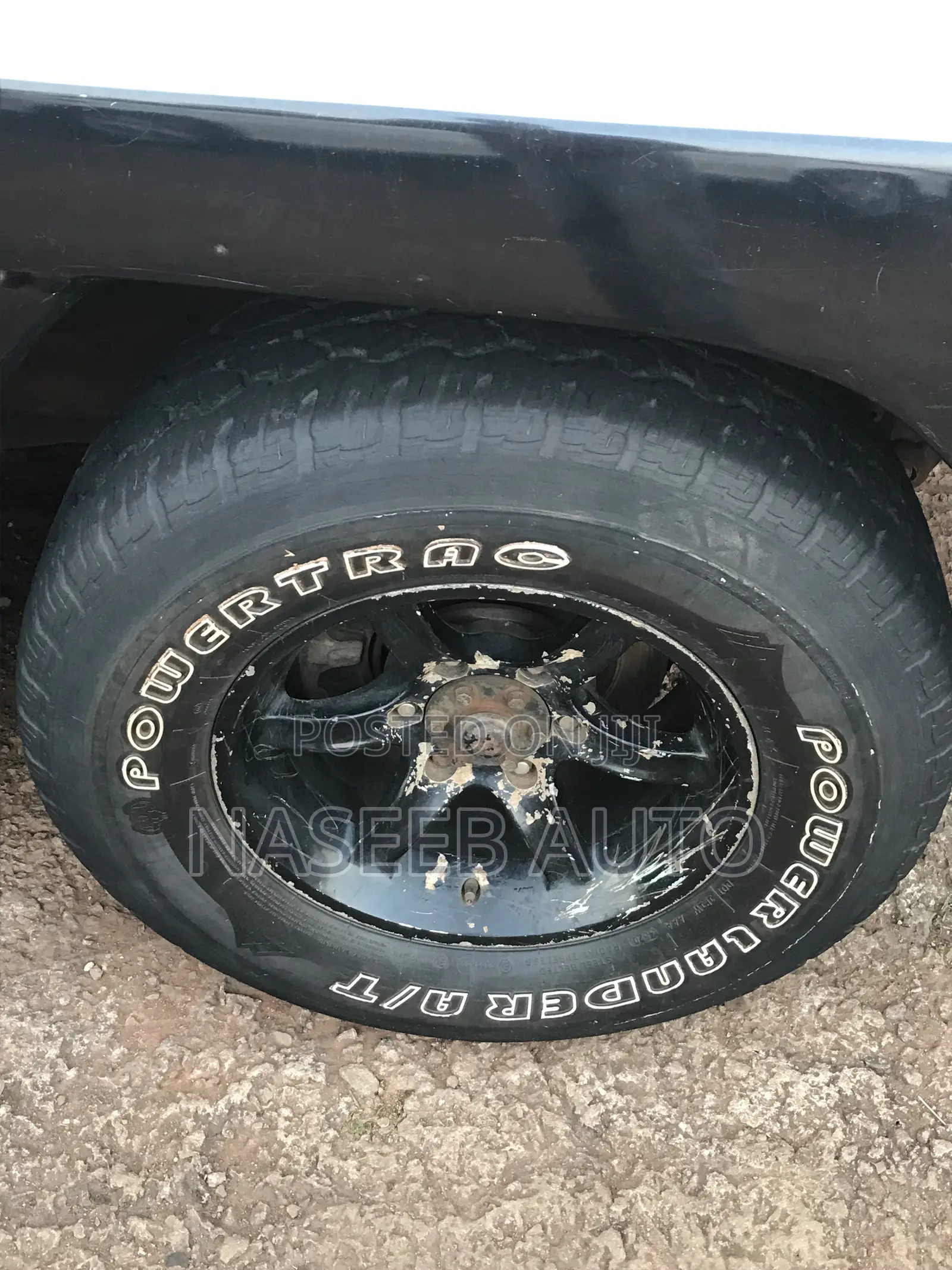 Mitsubishi Pajero 2000 Black