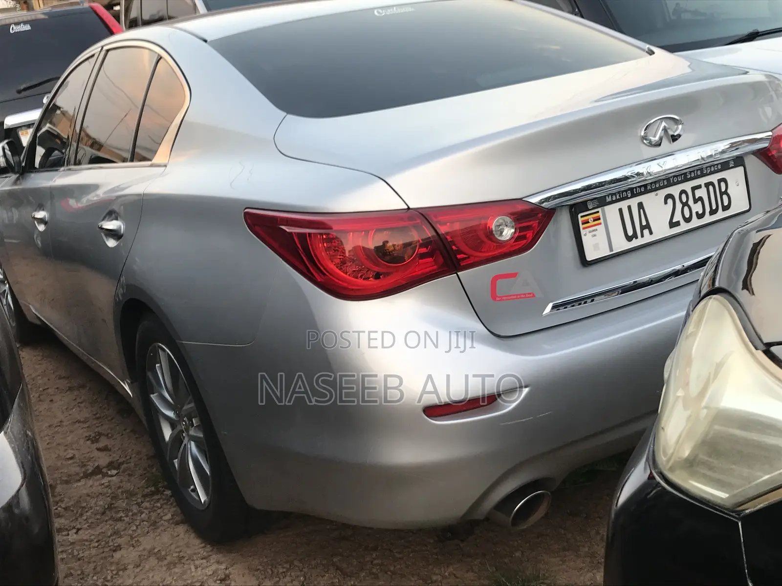 Nissan Fuga 2011 Silver