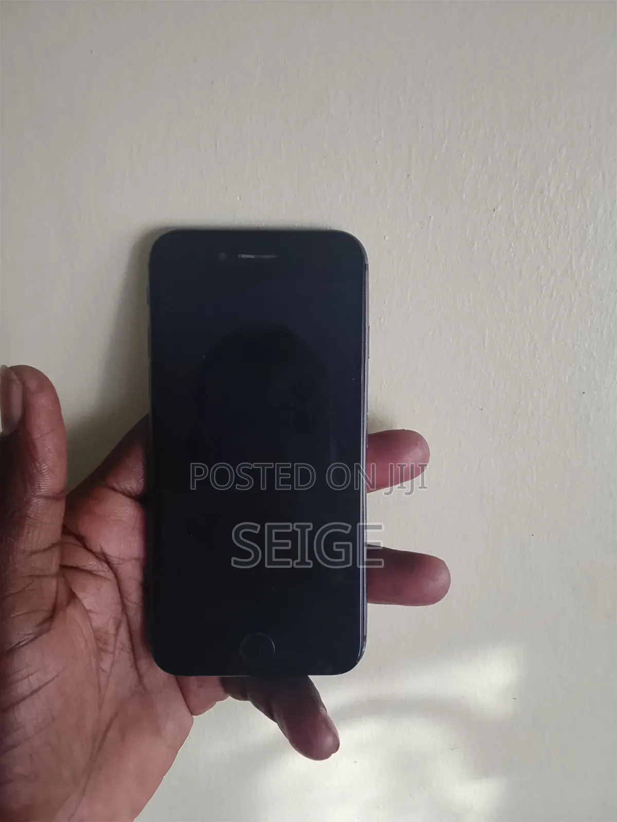 Apple iPhone 8 64 GB Black