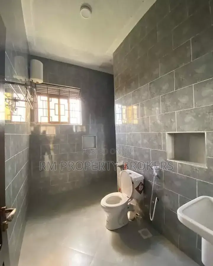 2bdrm Apartment in Bukasa, Central Division for rent