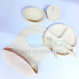 Cream Silicone Baby Feeding Set